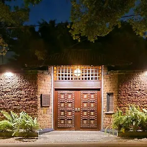 https://artisan-villa.negombohotels.net